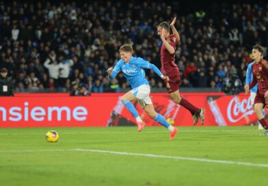 Napoli, prima vittoria in Champions: McTominay trascina gli azzurri Napoli, prima vittoria in Champions: McTominay trascina gli azzurri